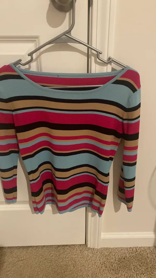 Knit Top Size S - Image 2