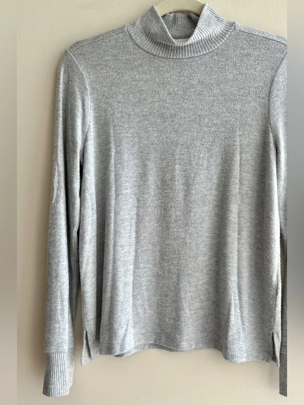 Lucky Brand Mockneck Heather Grey Cozy Stretch Sweater Top, Size Small - Image 4