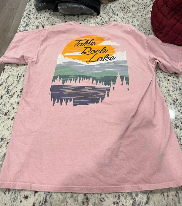 Gildan table rock lake tee - Image 2