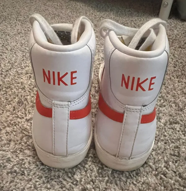 Nike White And Red Blazers - Image 4
