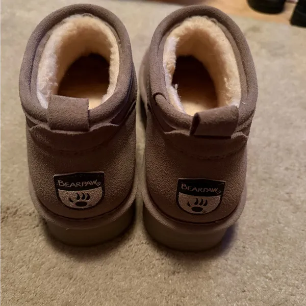 BearPaw Retro Super Shorty - Image 3