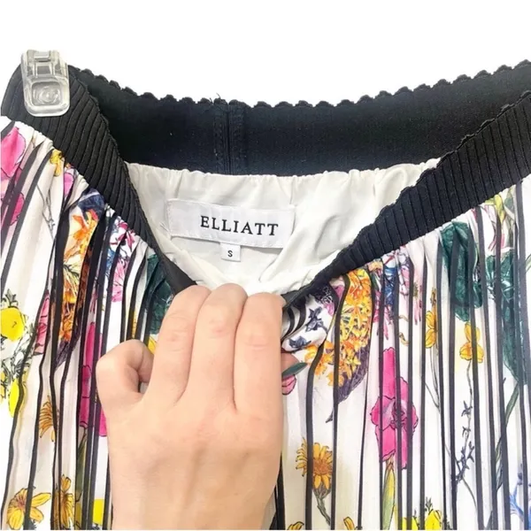 Elliatt Revolve Luxury‎ Paradox Pleated Midi Skirt Small S - Image 6