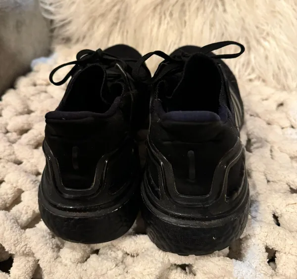 Ultraboosts - Image 2