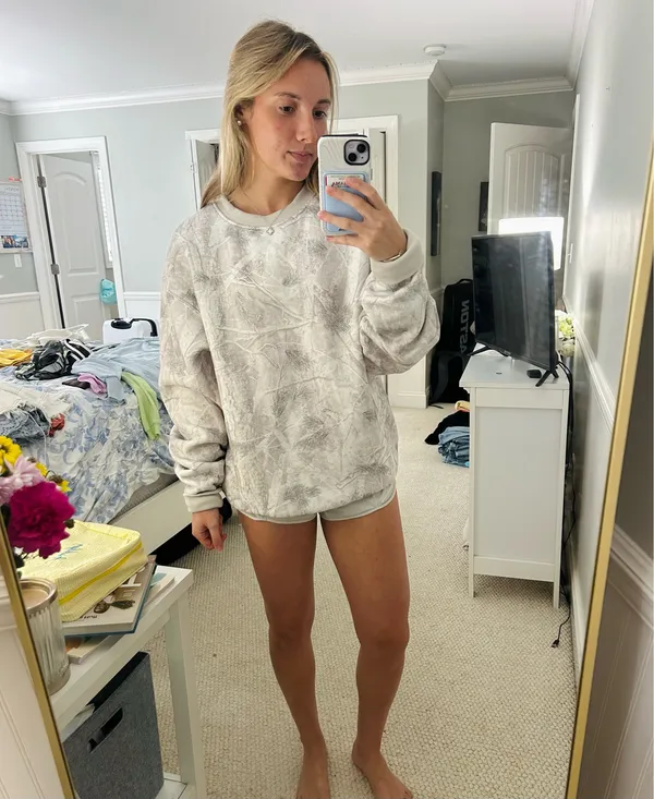 Comfrt Hoodie - Image 2