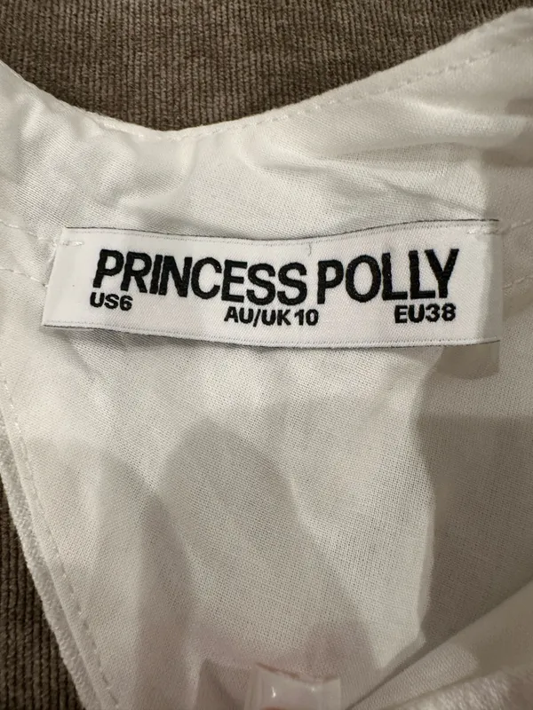 Princess Polly Backless White Top - Image 4