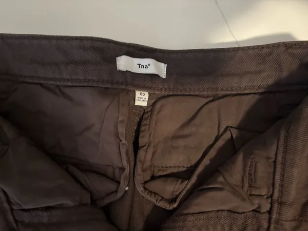 Aritzia TNA Cargo Brown Pants - Image 3