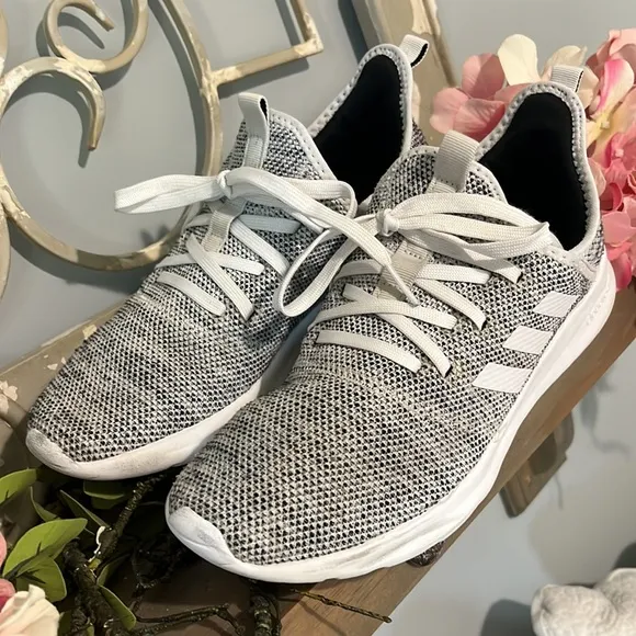 Adidas Cloudfoam Sneakers Lightweight Athletic Shoes Womens 9 Gym - Image 2