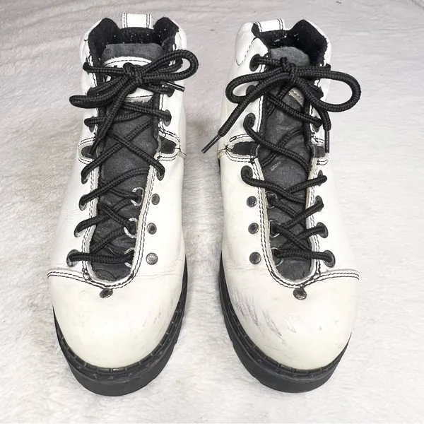 Vintage Y2K Lugz White Leather Combat Boots Women’s Size 8.5 - Image 2