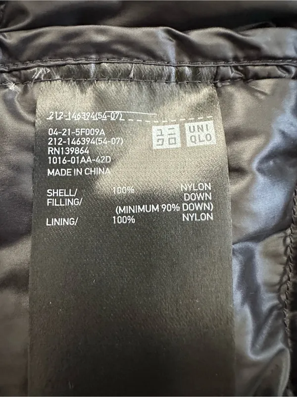 Uniqlo Black Long Quilted Puffer Coat - Image 8
