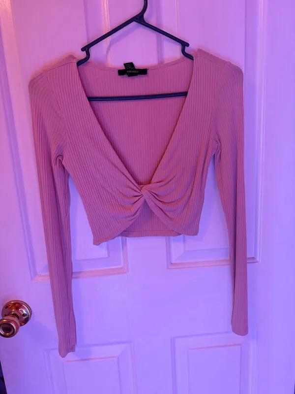 Forever 21 Long Sleeve Crop Top Pink - Image 3