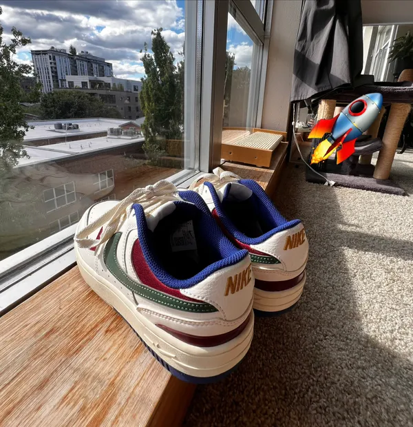 Nike Women’s Blazer Low Sneakers - Image 3