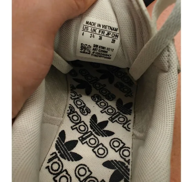 White Adidas sneakers Samoa sz 4 - Image 7