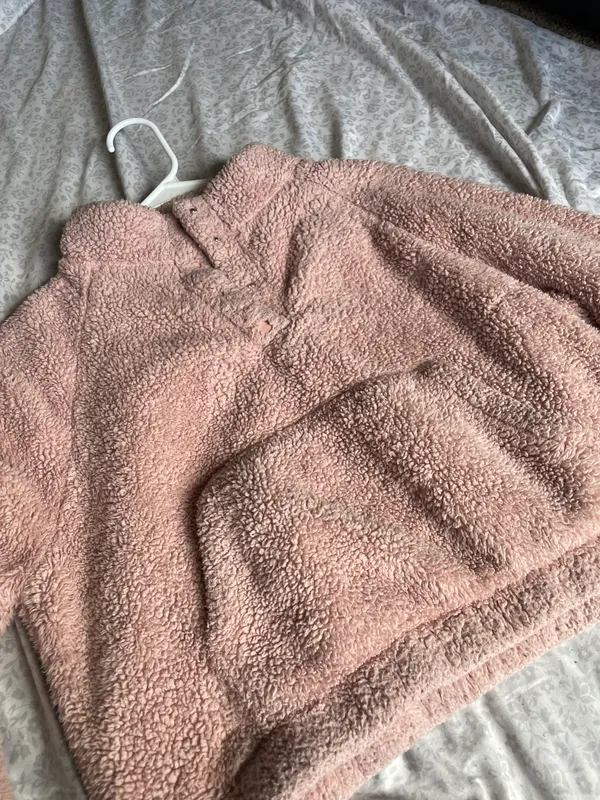 Aeropostale Pink Fluffy Sweatshirt - Image 2