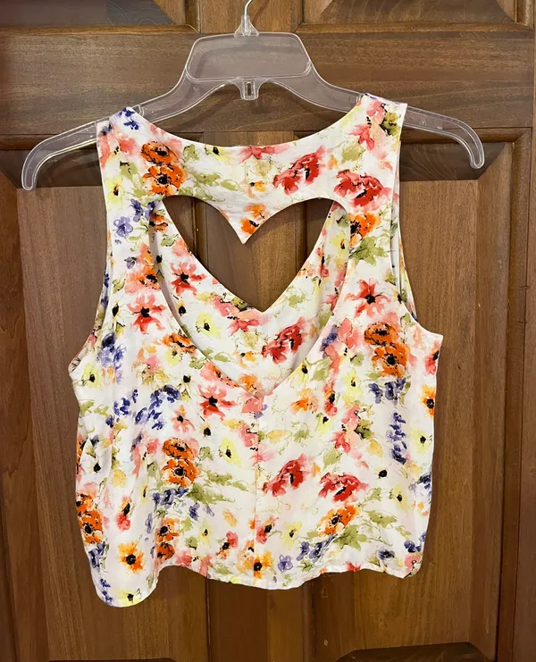 LA Hearts Cute Top With Heart Shaped Cut Out On Back - Image 3
