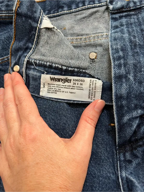 Wrangler Dark Blue Denim Jean Shorts - Image 4