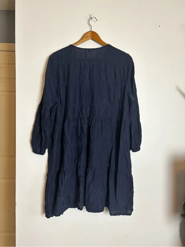 Old Navy Women's Navy Blue Tiered Long-Sleeve Balloon Sleeve Casual Dress - Image 6