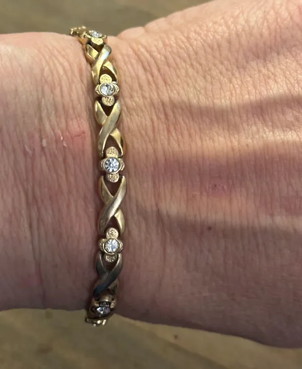 Vintage Hugs And Kisses Tennis Bracelet - Image 3