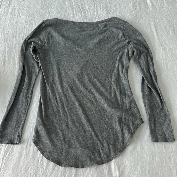 Old Navy‎ Grey Relaxed Long Sleeve Top Sz XS - Image 4