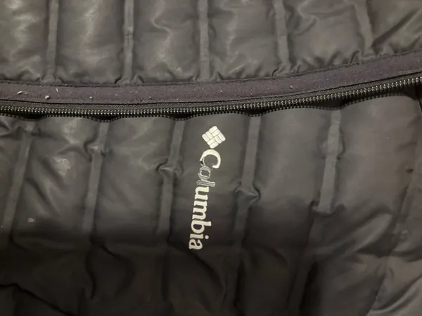 Columbia Vest Women’s Full-Zip - Image 3