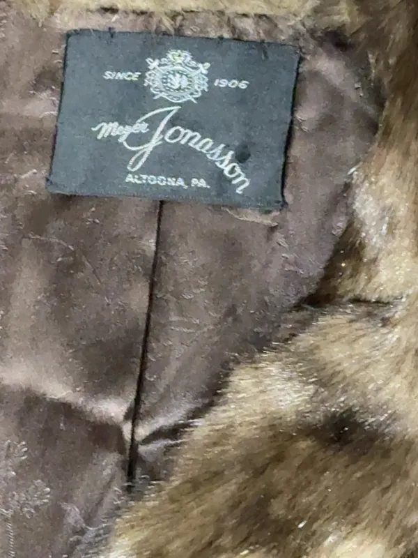 Vintage Hillmoor New York Faux Fur Coat Brown Modacrylic Made in USA - Image 6