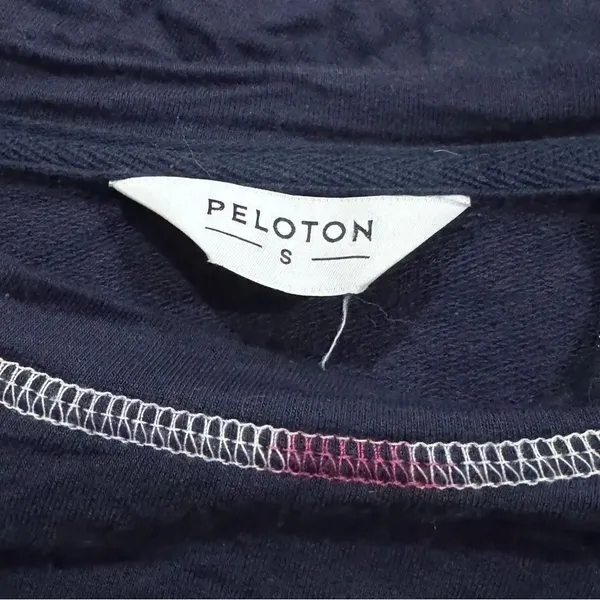 Peloton Pullover Logo Lightweight Sweatshirt Athletic Top Women’s Small - Image 3