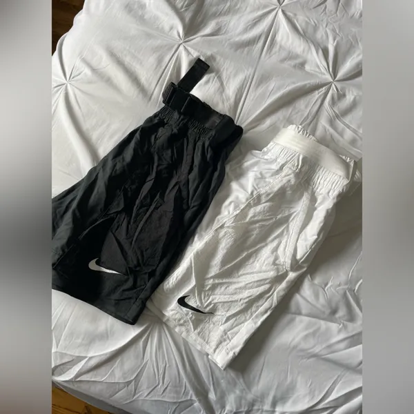 Nike Black Quilted Athletic Shorts - Image 7
