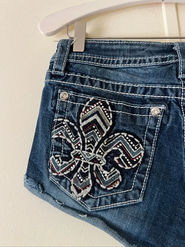 Miss Me Size 28 Mid Jean Shorts Womans - Image 7
