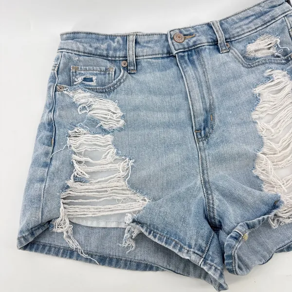 American Eagle Ripped‎ Denim Shorts Light Wash Comfort Stretch Waistband Size 4 - Image 2