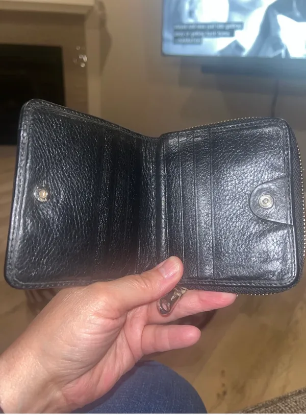 Chloé Bow Wallet  - Image 2
