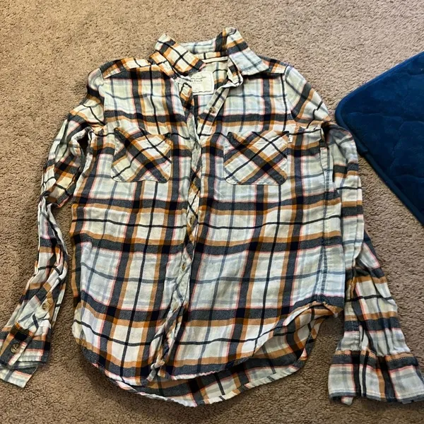 Abercrombie‎ xs button down - Image 2