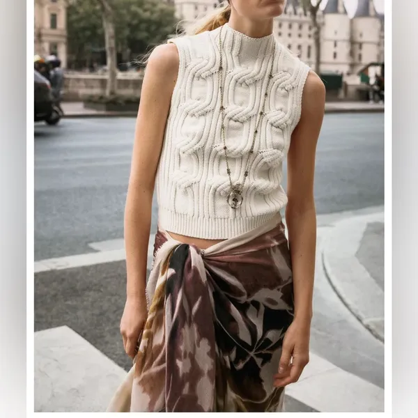 Zara CABLE‎ KNIT VEST - Image 2