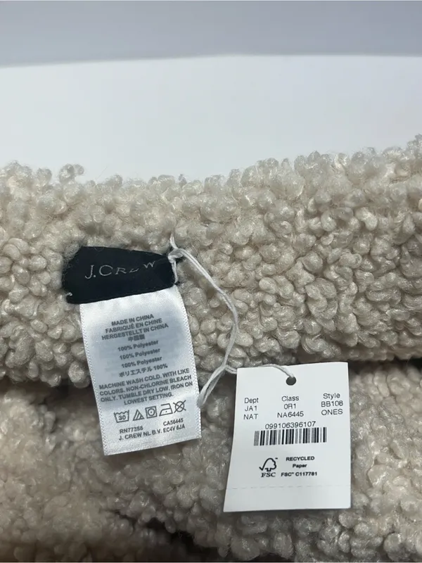 NEW J. Crew Sherpa Pull-Through Scarf in Cream Ivory NWT - Image 4