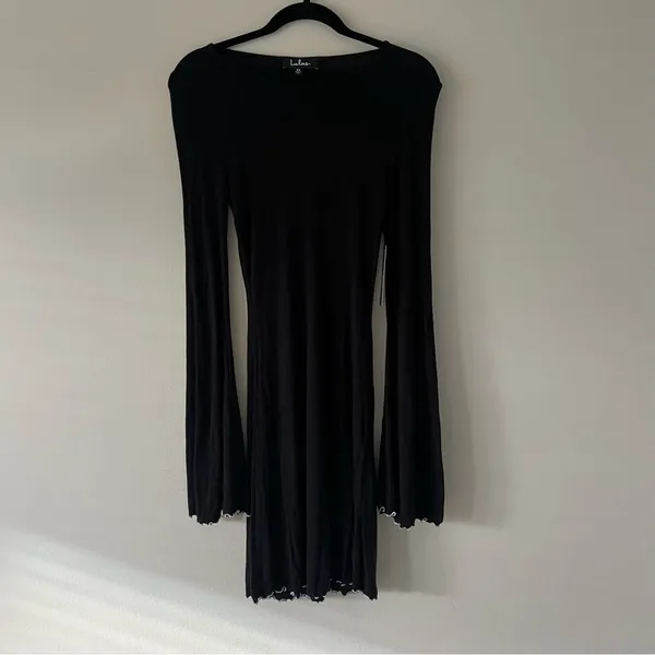 NWT lulus black flowy dress - Image 2
