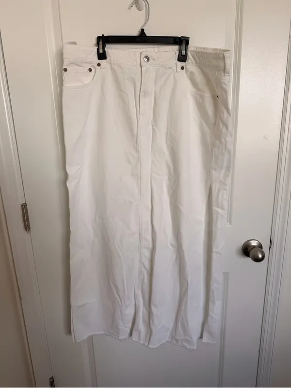 American Eagle Low Rise Denim Maxi Skirt 16 - Image 3