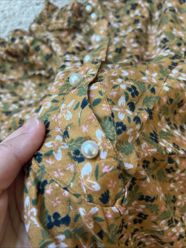 William Rast floral blouse top. S - Image 9