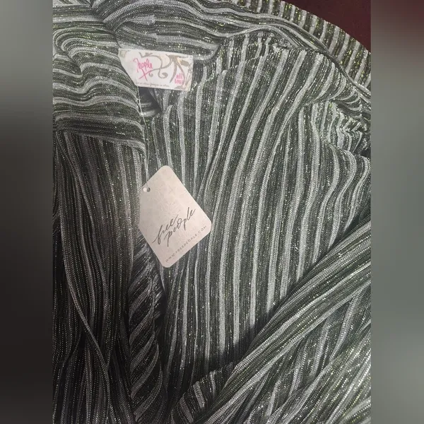 NWT FREE PEOPLE Shimmer Stripe Kimono Color: Silver Size All - Image 6