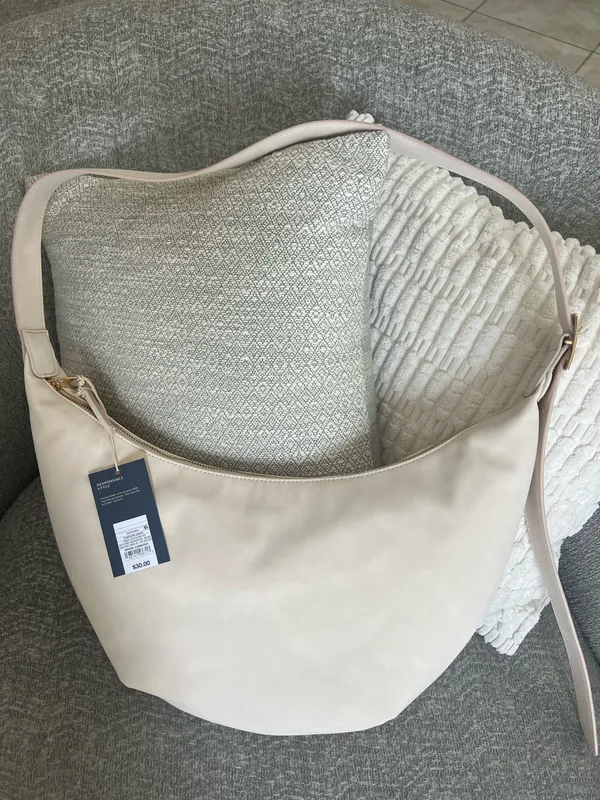 Women's Soft Cream Shoulder Bag /Universal thread cream large purse with - Image 2