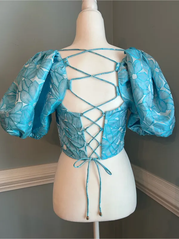 DO+BE Turquoise Blue Floral Puff Sleeve Crop Top medium - Image 2