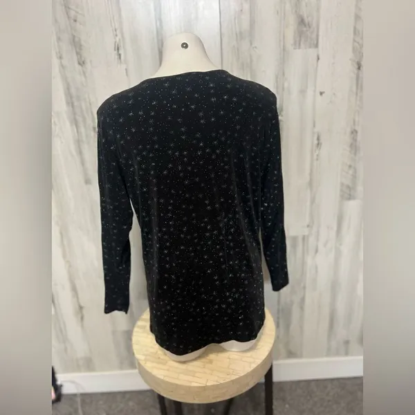 Black Sweater Black - Image 6