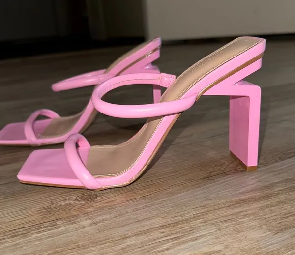 Pink heels forever 21 - Image 2