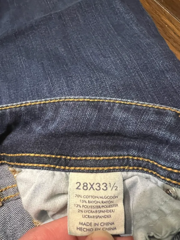 Buckle Jeans - Image 3