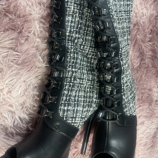 Black and white tweed knee high peep toe boots 7.5 - Image 5