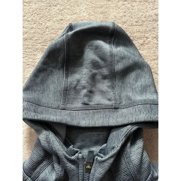Athleta Women's Gray Full Zip Hooded Sweatshirt‎ Size Small - Image 7