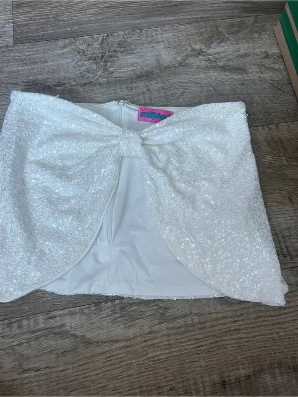 Edikted strapless sequin bow front crop top - Image 4