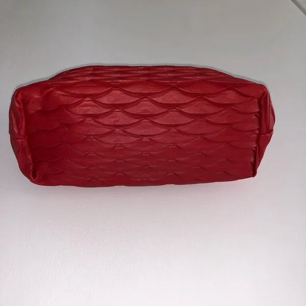Red Scallop Textured Zippered Cosmetic Makeup Organizer Bag RevitaLash - Image 4