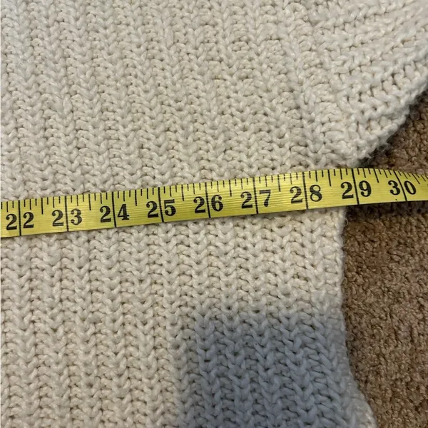 Aerie off-white knitted sweater size XL - Image 6