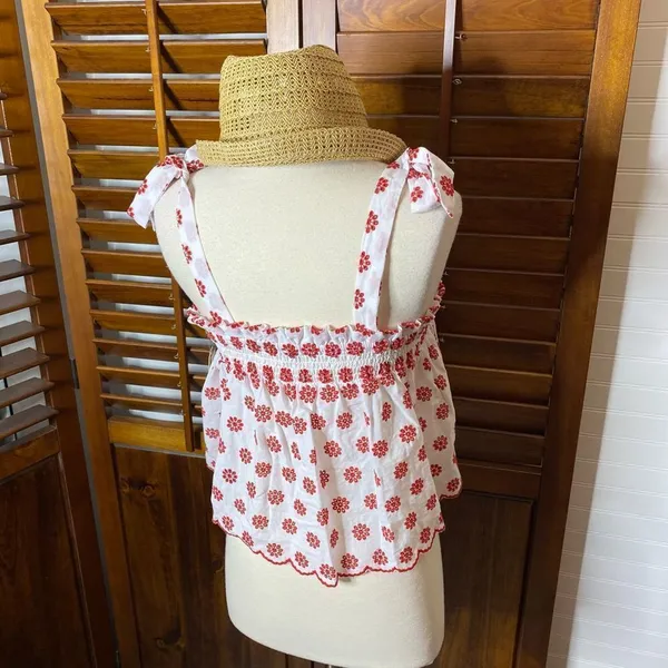 Gianni Bini Red Eyelet Embroidered Blouse - Image 2