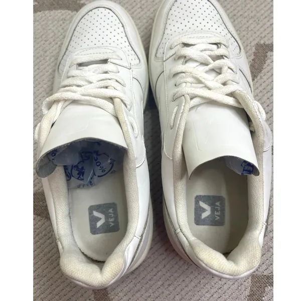 Veja V-10 sneakers all-white leather perforated toes lace.up sneakers, size 10 - Image 4