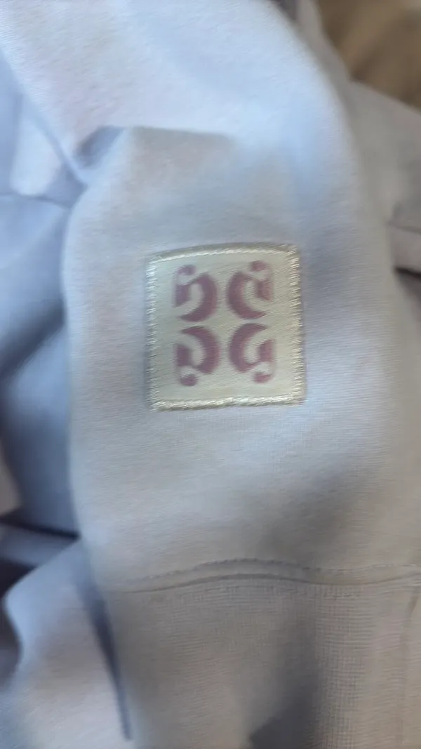 glossier hoodie White - Image 3