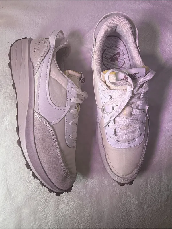 Nike Women's Summit White and Cream Retro Runner Sneakers - Image 5